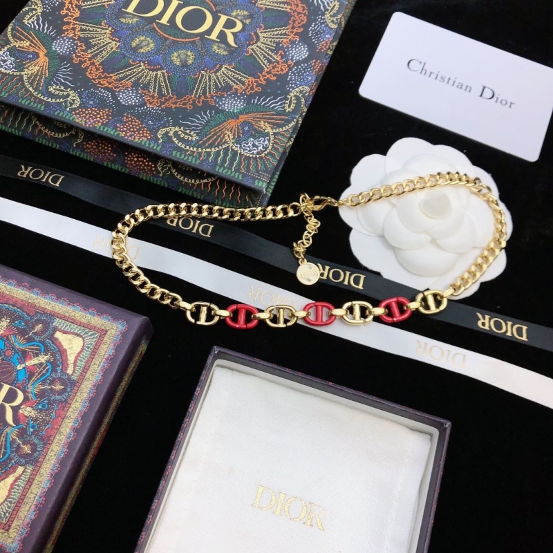 chr1st1an D10r necklaces